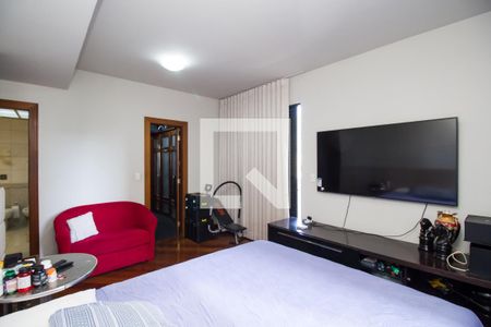 Apartamento à venda com 300m², 4 quartos e 4 vagasSuíte 4