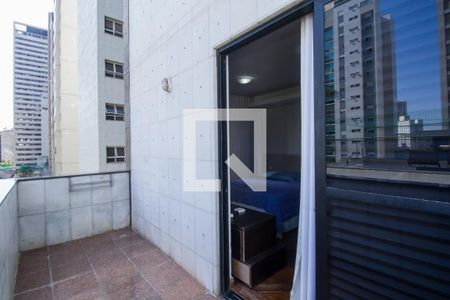 Apartamento à venda com 300m², 4 quartos e 4 vagasVaranda da Suíte 4