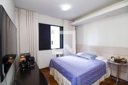 Apartamento à venda com 300m², 4 quartos e 4 vagasSuíte 4