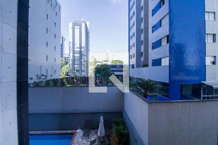 Apartamento à venda com 300m², 4 quartos e 4 vagasVista da Suíte 2