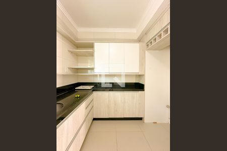 Apartamento para alugar com 132m², 3 quartos e 1 vagaDetalhe da cozinha