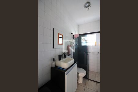 Casa à venda com 167m², 2 quartos e 1 vagaBanheiro Social