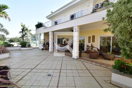 Casa de condomínio para alugar com 650m², 5 quartos e 4 vagasQuintal e Varanda