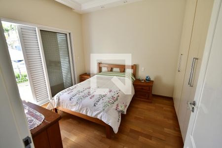 Casa de condomínio para alugar com 650m², 5 quartos e 4 vagasQuarto 1