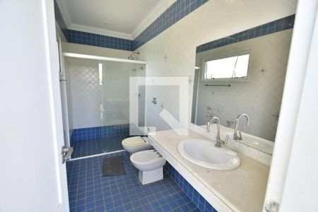 Casa de condomínio para alugar com 650m², 5 quartos e 4 vagasBanheiro 9 - Churrasqueira