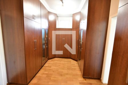 Casa de condomínio para alugar com 650m², 5 quartos e 4 vagasQuarto 3 - Suíte Closet