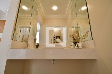 Casa de condomínio para alugar com 650m², 5 quartos e 4 vagasBanheiro 7 - Lavabo