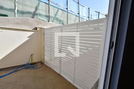 Casa de condomínio para alugar com 650m², 5 quartos e 4 vagasQuarto de Serviço - Vista