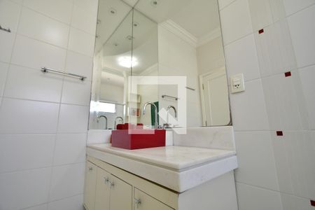 Casa de condomínio para alugar com 650m², 5 quartos e 4 vagasBanheiro 2 - Suíte