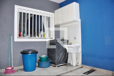 Casa à venda com 173m², 3 quartos e 3 vagasQuintal com Área de Serviço