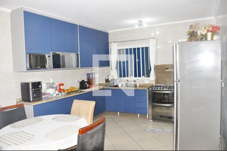 Casa à venda com 173m², 3 quartos e 3 vagasCozinha