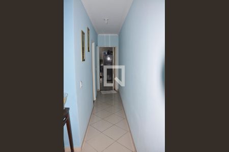 Casa à venda com 173m², 3 quartos e 3 vagasCorredor