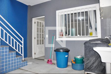 Casa à venda com 173m², 3 quartos e 3 vagasQuintal com Área de Serviço