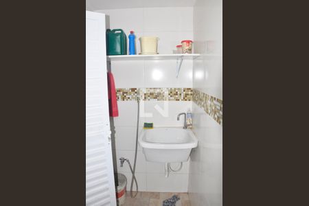 Casa à venda com 173m², 3 quartos e 3 vagasBanheiro Social - Garagem