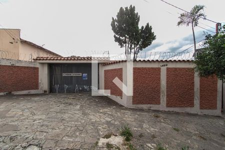 Casa para alugar com 277m², 5 quartos e NaN vagasFachada