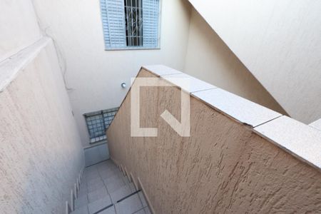 Casa à venda com 100m², 3 quartos e 1 vagaEscadaria