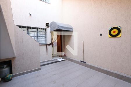 Casa à venda com 100m², 3 quartos e 1 vagaQuintal