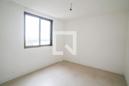 Apartamento à venda com 181m², 3 quartos e 1 vagaQuarto 2 Suíte - Casa 1