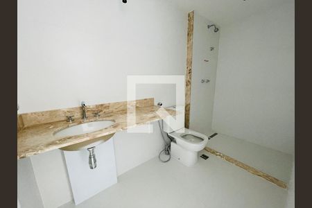 Apartamento à venda com 151m², 3 quartos e 1 vagaBanheiro 3