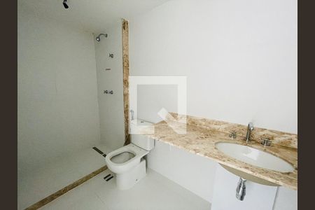Apartamento à venda com 151m², 3 quartos e 1 vagaBanheiro 2