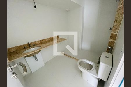 Apartamento à venda com 151m², 3 quartos e 1 vagaBanheiro 3
