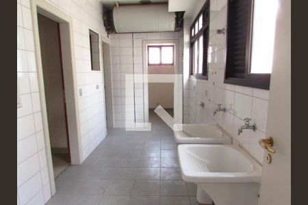 Apartamento para alugar com 254m², 4 quartos e 4 vagasÁrea de Serviço