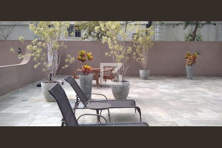 Apartamento para alugar com 254m², 4 quartos e 4 vagasÁrea comum - Piscina