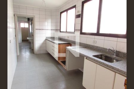 Apartamento para alugar com 254m², 4 quartos e 4 vagasCozinha