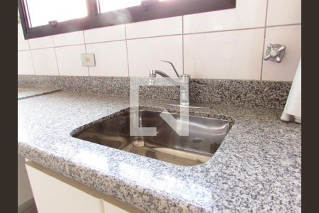 Apartamento para alugar com 254m², 4 quartos e 4 vagasCozinha