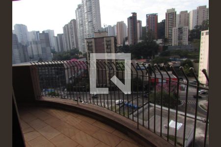 Apartamento para alugar com 254m², 4 quartos e 4 vagasVista da Suíte 1