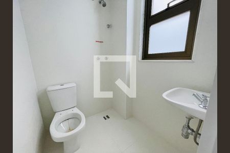 Apartamento à venda com 155m², 3 quartos e 1 vagaBanheiro de Serviço