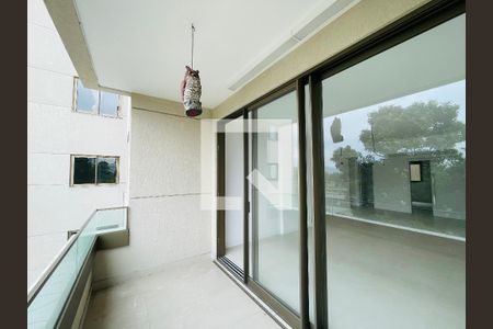 Apartamento à venda com 155m², 3 quartos e 1 vagaVaranda