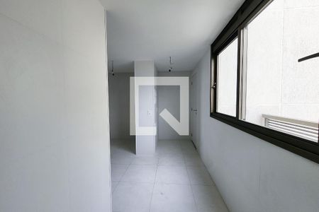 Apartamento à venda com 148m², 4 quartos e 1 vagaÁrea de Serviço