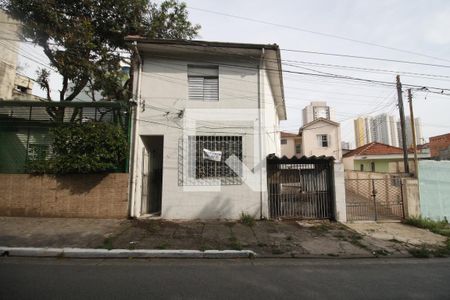 Casa à venda com 135m², 3 quartos e 2 vagasFachada