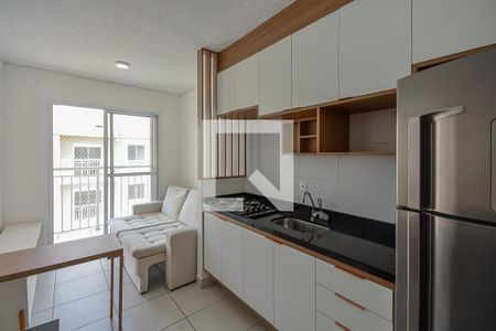 Sala/Cozinha de apartamento para alugar com 1 quarto, 31m² em Socorro, São Paulo