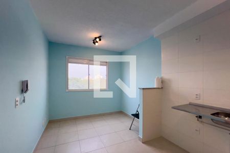 Apartamento à venda com 32m², 2 quartos e 1 vaga Apartamento à venda com 32m², 2 quartos e 1 vagaSala e cozinha