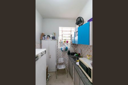 Apartamento para alugar com 65m², 2 quartos e sem vagaCozinha