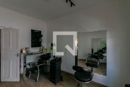 Apartamento para alugar com 65m², 2 quartos e sem vagaSala