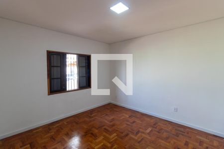 Quarto 1 de casa para alugar com 2 quartos, 100m² em Jardim dos Prados, São Paulo