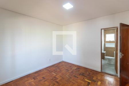 Quarto 1 de casa para alugar com 2 quartos, 100m² em Jardim dos Prados, São Paulo