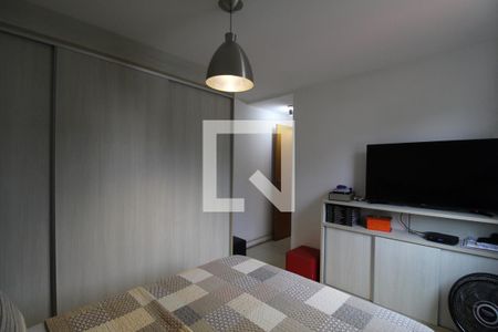 Apartamento à venda com 160m², 3 quartos e 2 vagasSuíte 1