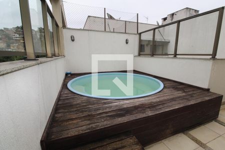 Apartamento à venda com 160m², 3 quartos e 2 vagasTerraço - Piscina