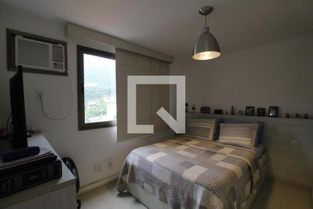 Apartamento à venda com 160m², 3 quartos e 2 vagasSuíte 1