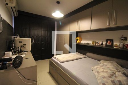 Apartamento à venda com 160m², 3 quartos e 2 vagasSuíte 2