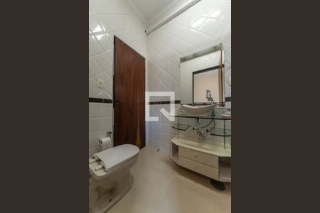 Casa à venda com 300m², 4 quartos e 5 vagasBanheiro Integrado