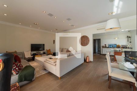 Sala de casa à venda com 4 quartos, 300m² em Cursino, São Paulo