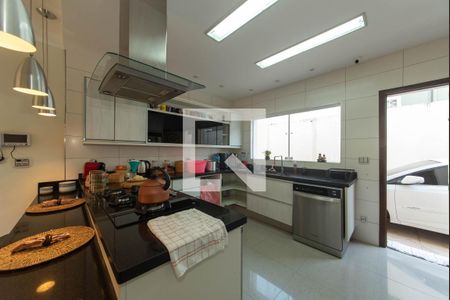 Casa à venda com 300m², 4 quartos e 5 vagasCozinha