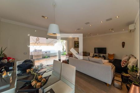 Sala de casa à venda com 4 quartos, 300m² em Cursino, São Paulo