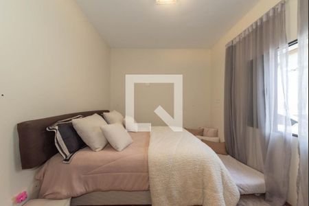 Casa à venda com 300m², 4 quartos e 5 vagasSuíte 1