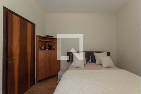 Casa à venda com 300m², 4 quartos e 5 vagasSuíte 1